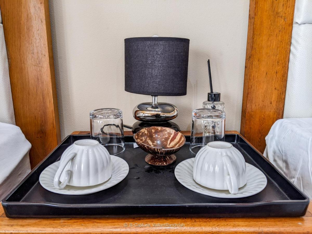 Valiha Hotel Antananarywa Zewnętrze zdjęcie