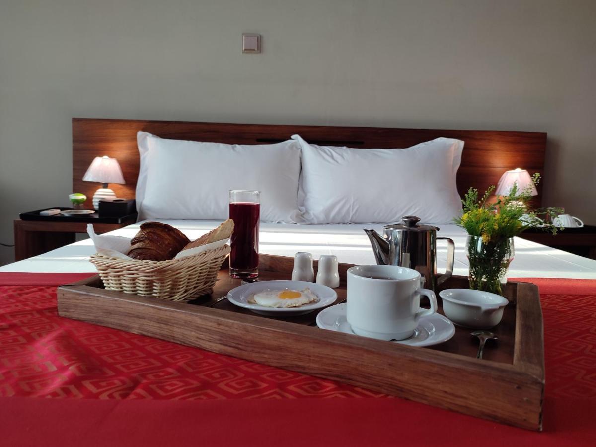Valiha Hotel Antananarywa Zewnętrze zdjęcie