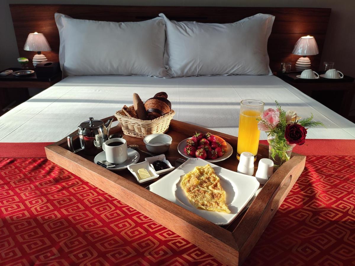 Valiha Hotel Antananarywa Zewnętrze zdjęcie